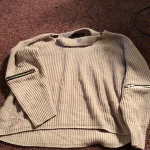 Mauve cropped sweatshirt with removable sleeves